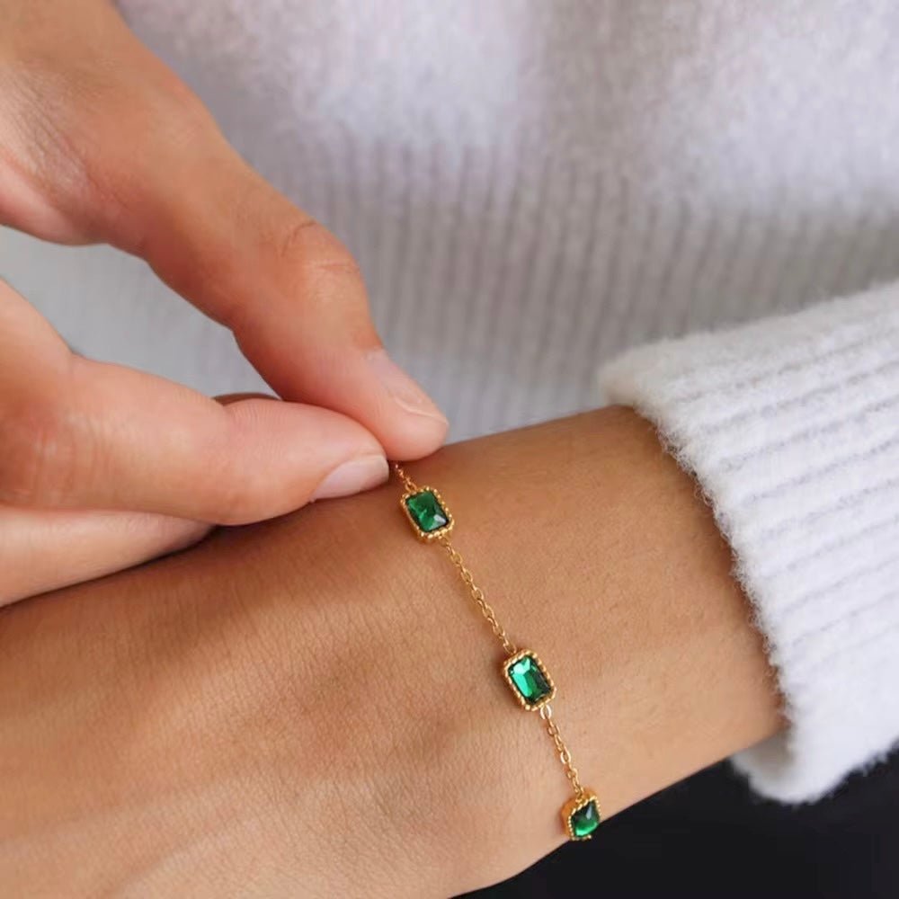 Green Crystal-Studded Thin Chained Bracelet / Anklet